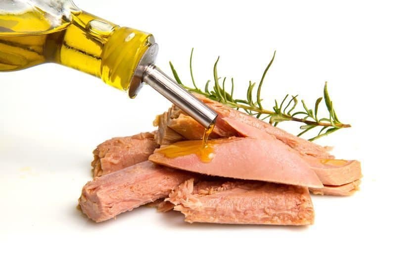 Fat and fish oil increase prostate tumor size and severity