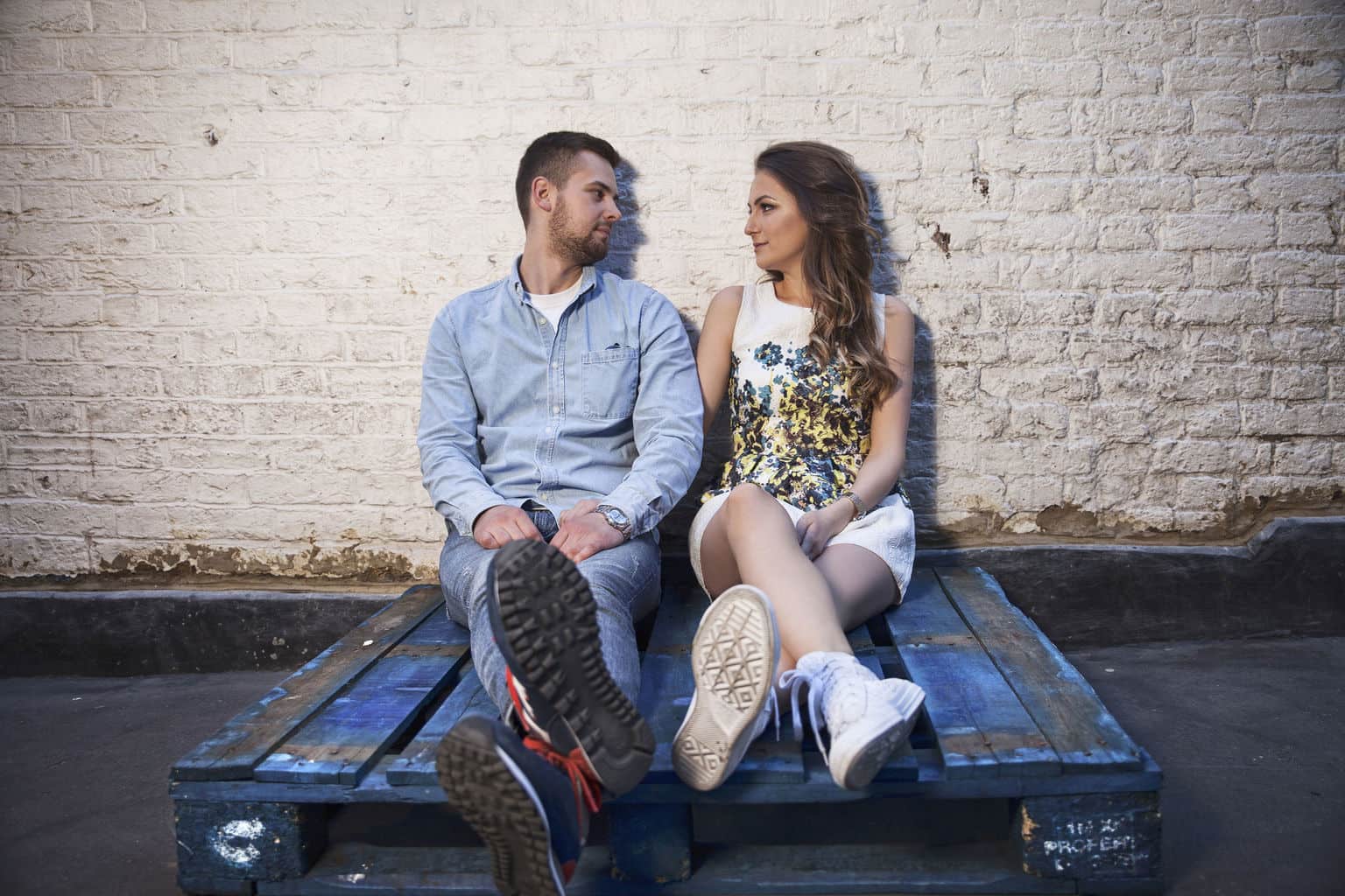 Do committed relationships lower men's testosterone levels? Do committed relationships lower men's testosterone levels?