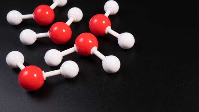 Oxygen Oxygen releasing compound