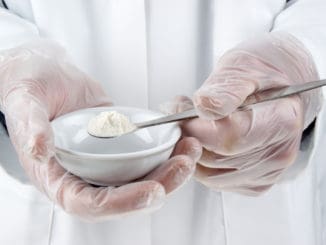 White powder is investigated in the food laboratory